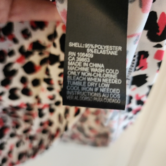 Tahari Shell - Picture 2 of 5